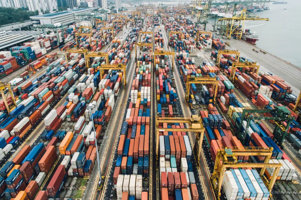 How Container Logistics Optimize Supply Chains in the Middle East
